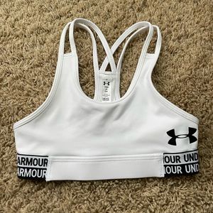 Youth girls under Armour sports bra small white